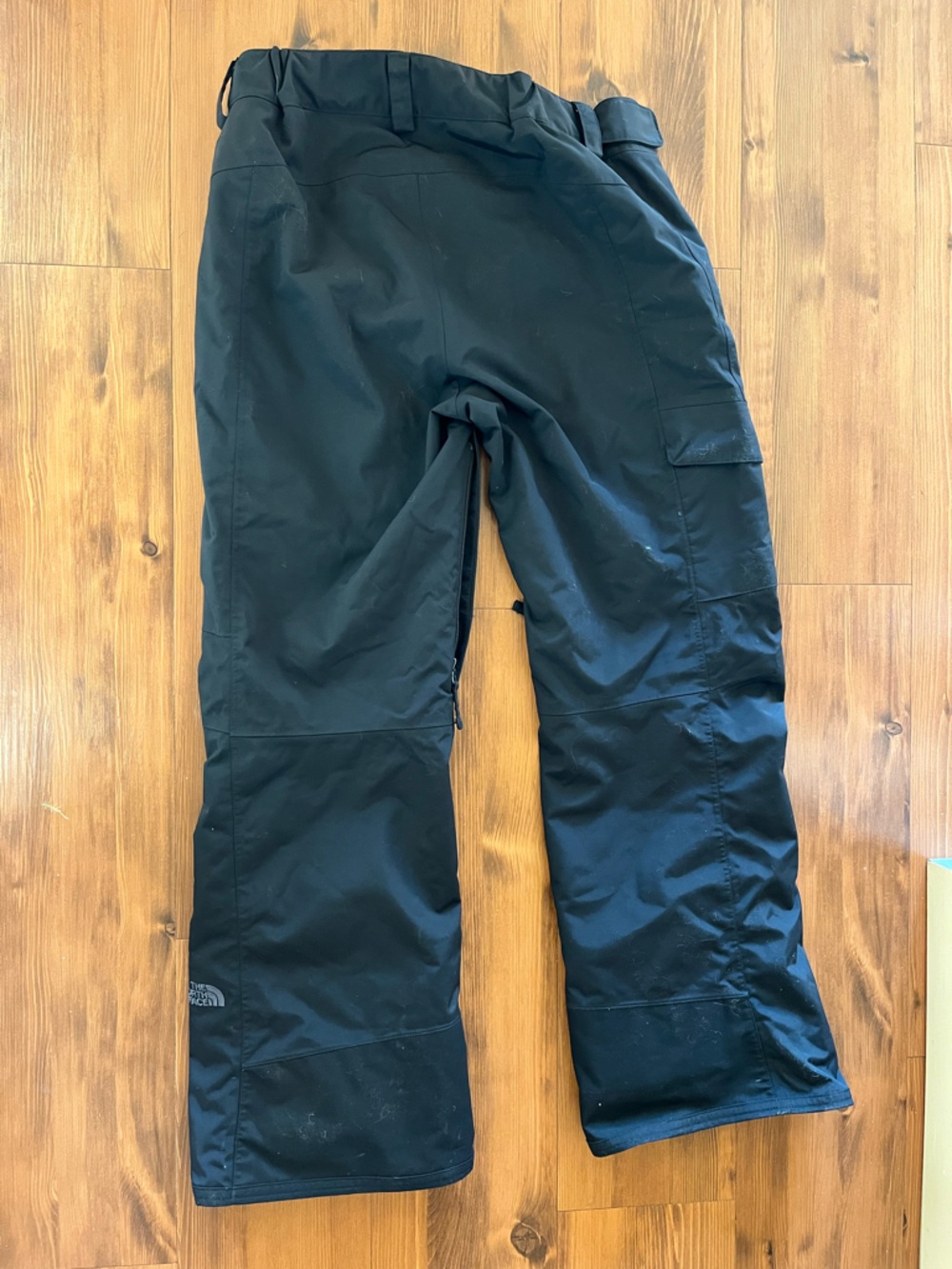 The North Face Black Women's hyvent snow pants - Picture 2 of 3